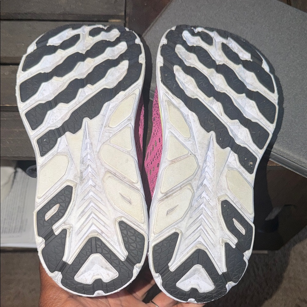 Hoka Clifton 8 - Picture 5 of 7